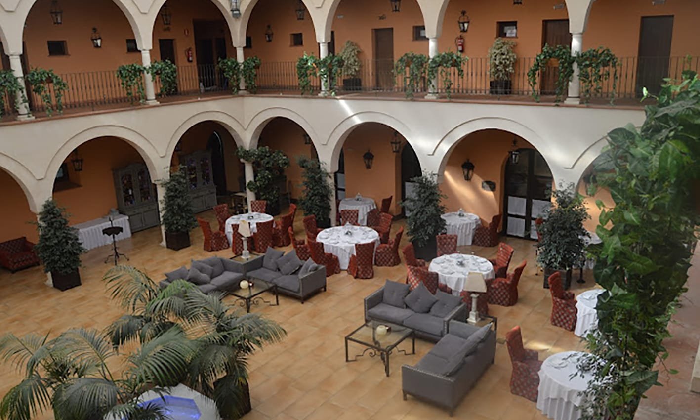 Patio Hacienda Montija Hotel
