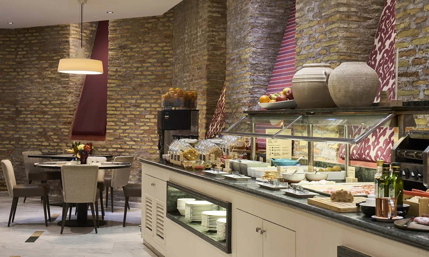 Buffet Catalonia El Pilar