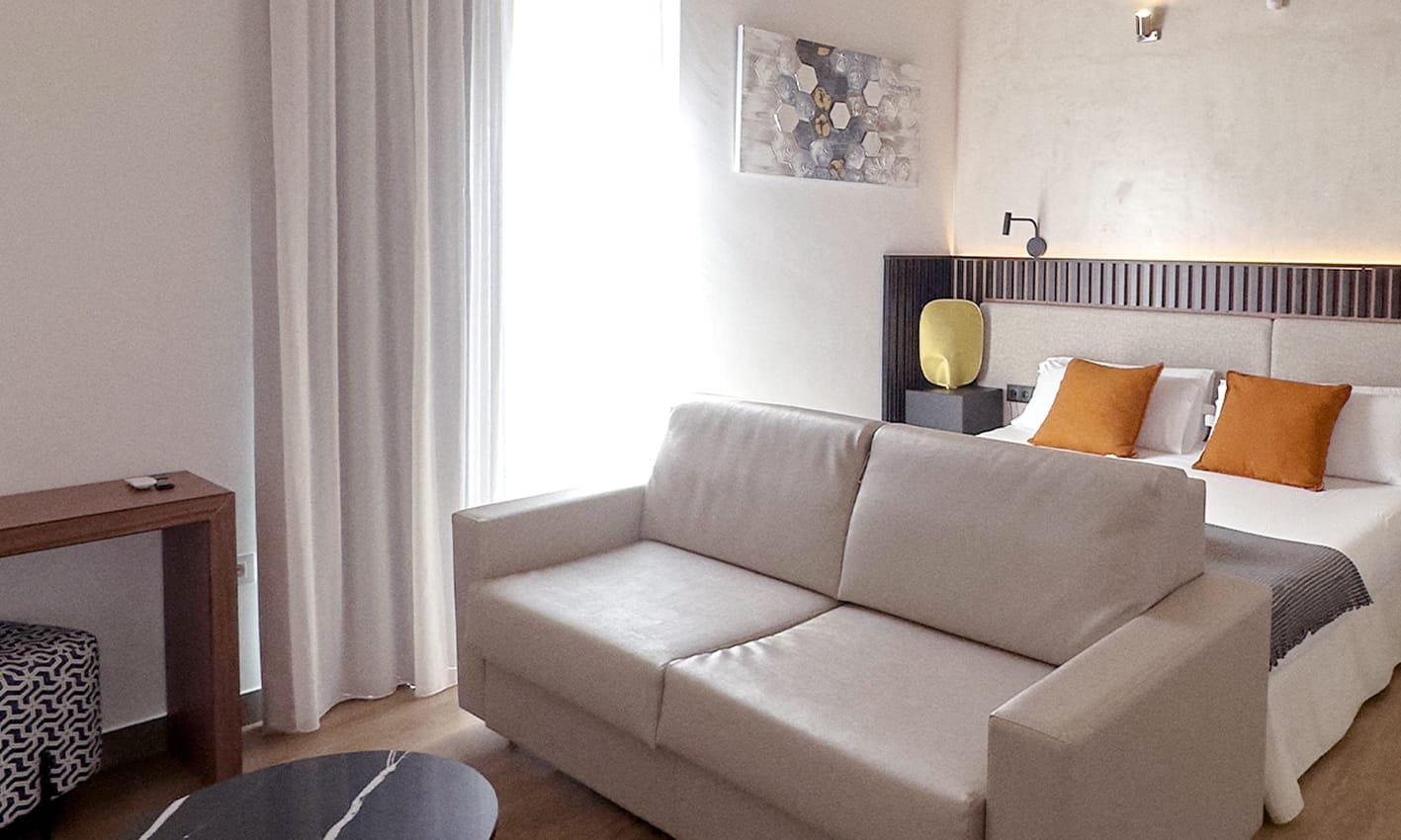 Isa Sevilla Suites