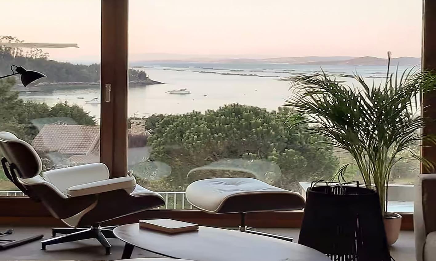 Vistas Insua Beach House